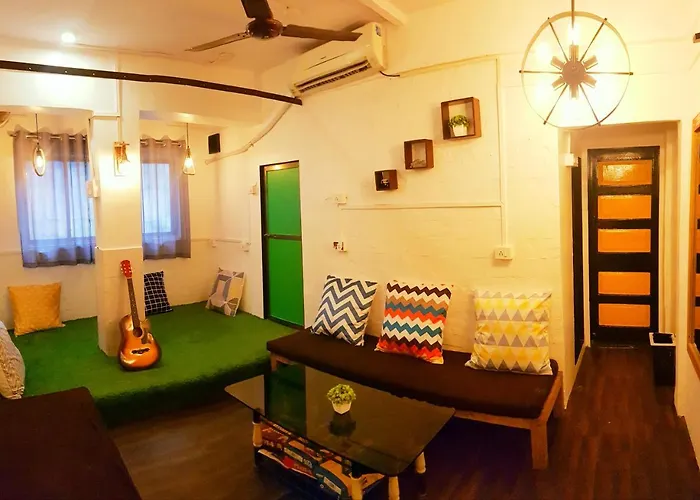 Bombay Backpackers